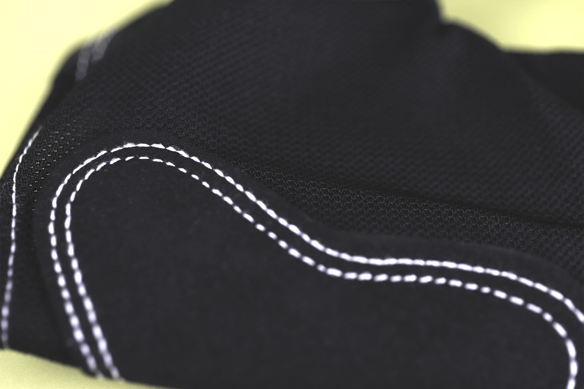 241Glove showing double stitch palm reinforced pad
