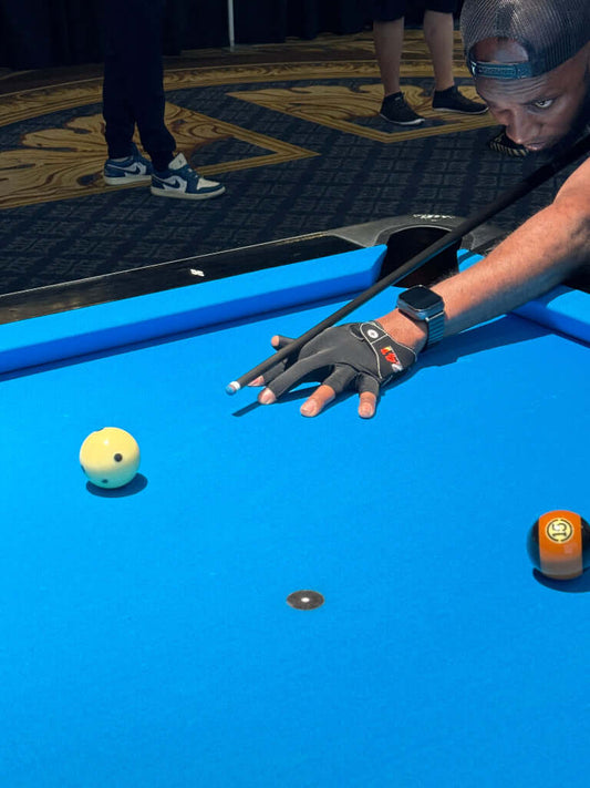 241 Glove while aiming at cue ball